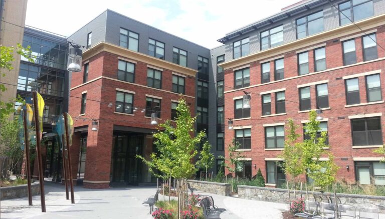Facade Madison Belle Pre