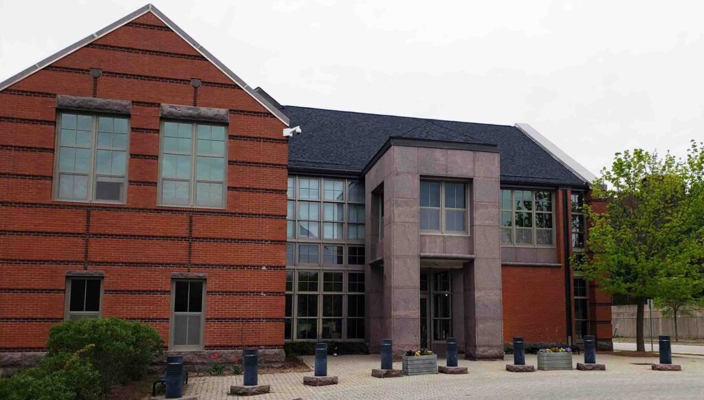 Facade Haverhill Police