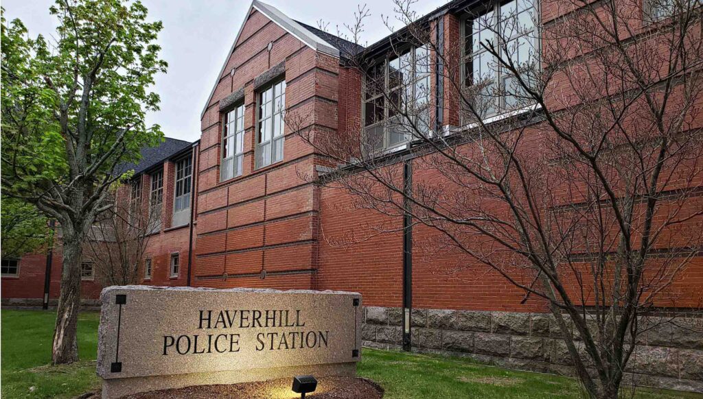Facade Haverhill Police