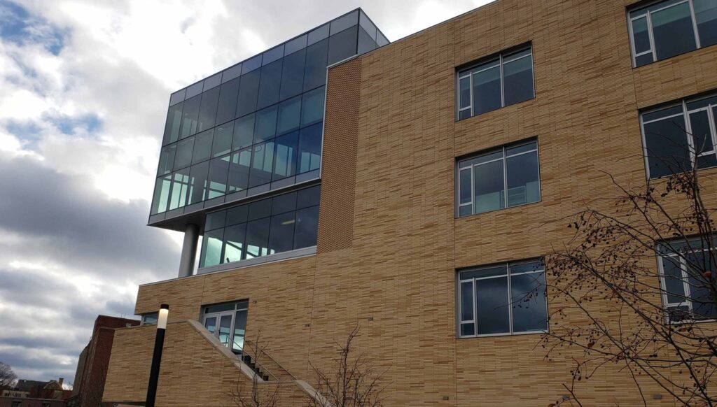 Facade CMU Tepper