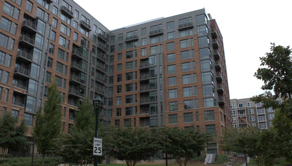 Facade Chevy Chase